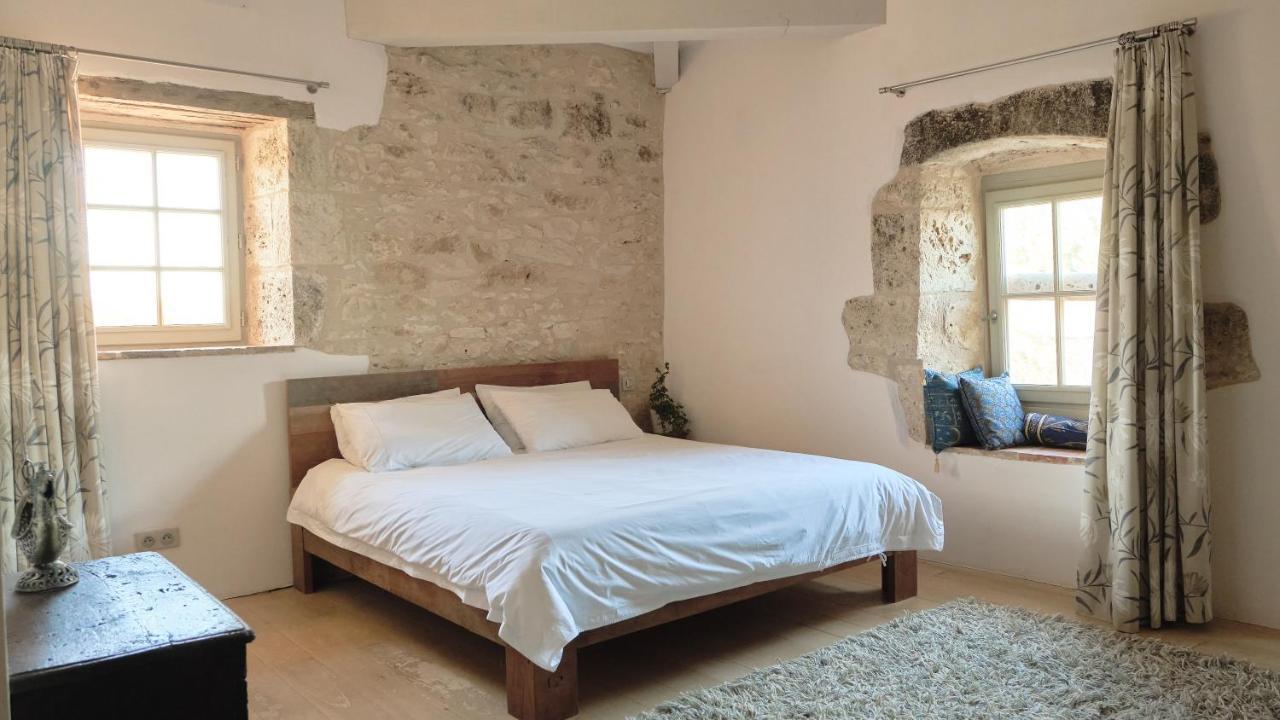 Chateau De Puissentut Bed & Breakfast Homps  Екстериор снимка