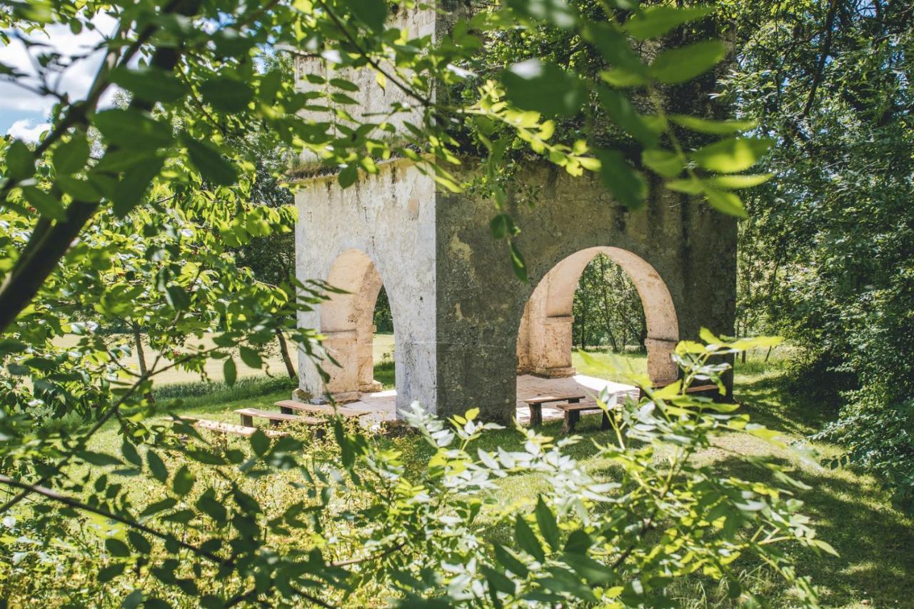 Chateau De Puissentut Bed & Breakfast Homps  Екстериор снимка
